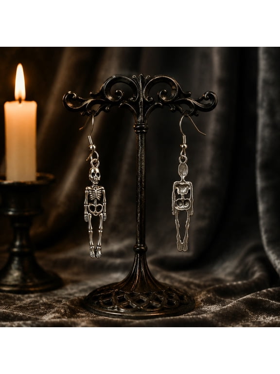 Halloween Skull Pendant Gothic Skeleton Charm, Antique Style Metal Hanging Accessory for Necklace Earrings Keychain, Spooky Party Costume Decor Gift for Halloween Lovers