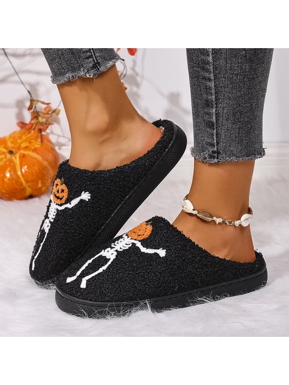 Halloween Slippers for Women, Closed Toe Sherpa House Shoes with Embroidered Pumpkin Skeleton, Spooky Flat Non-Slip Bedroom Mule Slippers for Gifts