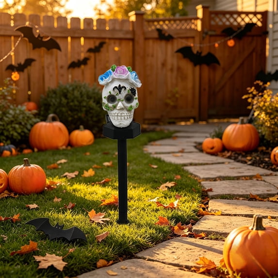 Halloween Solar Pathway Lights Auto On/Off Solar Skull Stake Lights Waterproof Resin Skeleton Outdoor Decorations for Yard Garden Lawn Walkway Halloween Party