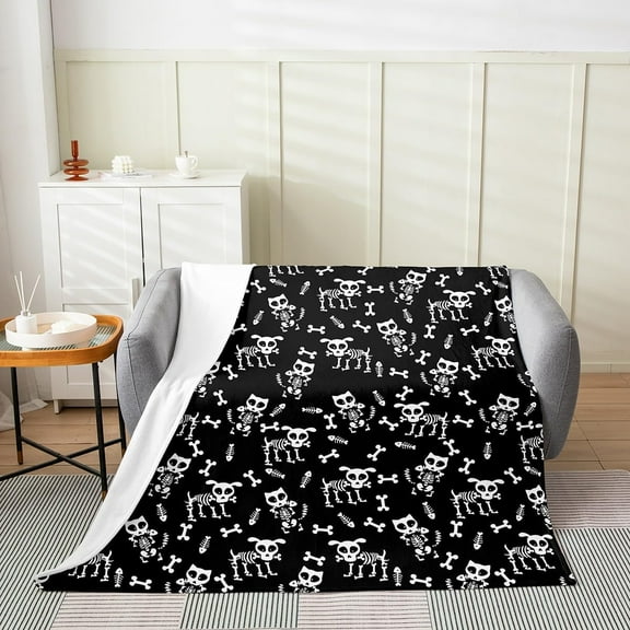 Halloween Theme Flannel Fleece Throw Blanket Throw 50"x60" Kids Dog Skull Pattern Plush Blanket for Boys Girls Teens Cat Bones Fuzzy Blanket Boho Fish Gothic Bones All Season Bed Blanket