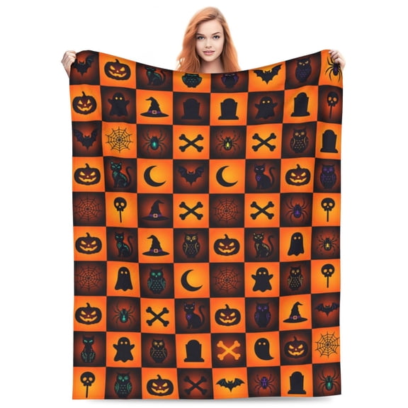 Halloween Throw Blanket, Spooky Bat Print Aesthetic, Soft Cozy Warm Plush Flannel Blanket for Bedroom Sofa Party Decor 50x40