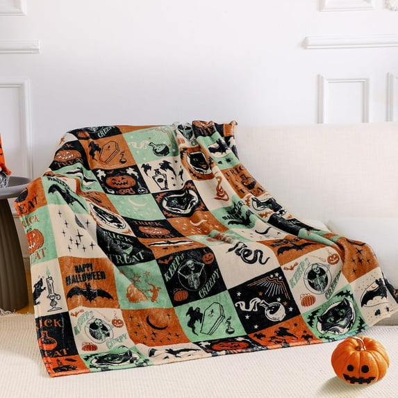 Halloween Throw Blanket Vintage Scaredy Cats Flannel Blanket Soft Pumpkins Skeletons Blanket Retro Witchy Blanket Rustic Farmhouse Halloween Decoration for Sofa Bed Holiday Party Gifts,50 x60