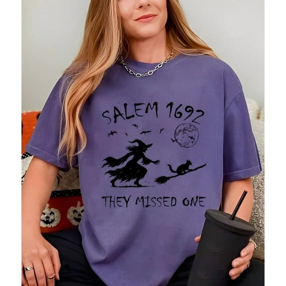 Halloween Unisex Salem 1692 Witch Graphic T-Shirt - Gift for Halloween
