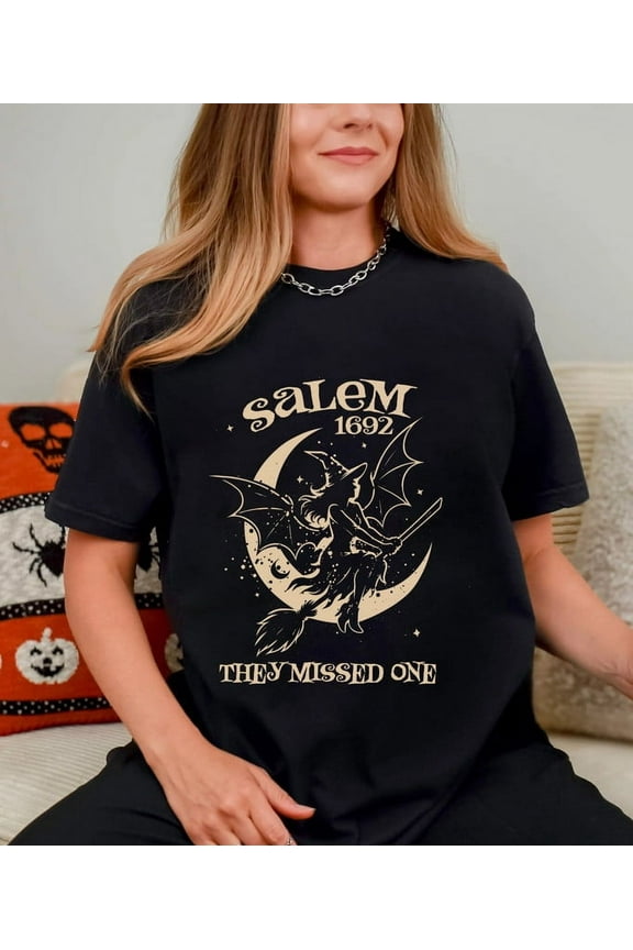 Halloween Unisex Salem 1692 Witch Moon Graphic Cotton Tee – Gift for Halloween