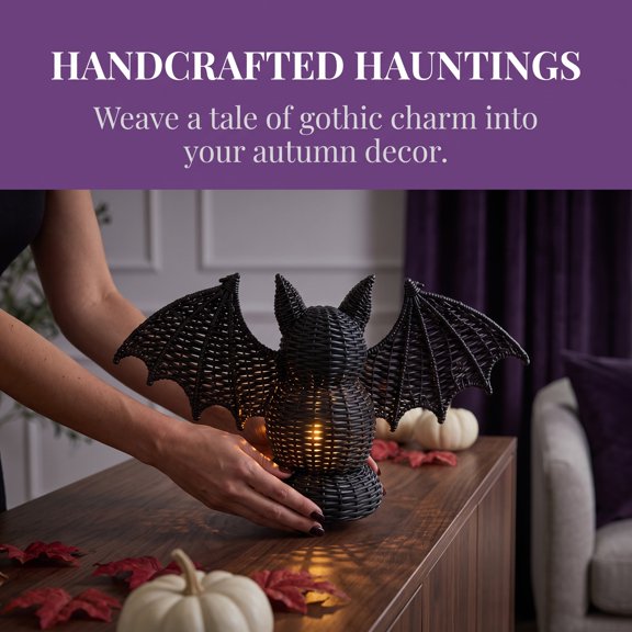 Halloween Wicker Bat Candle Holder, Freestanding Rattan Table Centerpiece for Flameless LED Candle, Indoor Entryway Halloween Party Decor 1pc