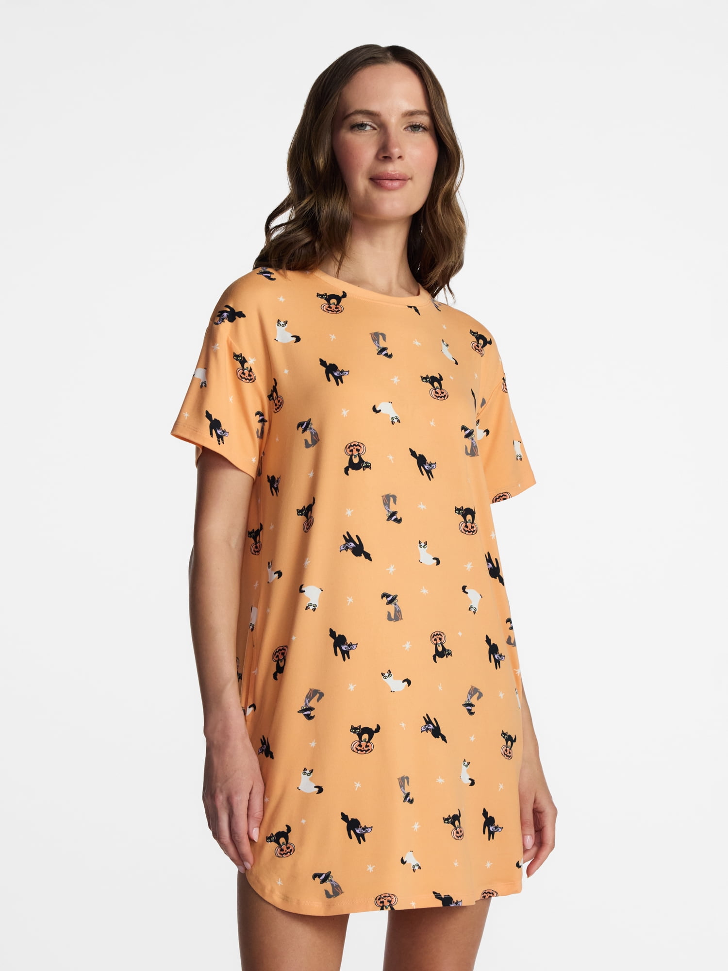Halloween Women's Sleepshirt Top and Socks Set from Way to Celebrate, 2-Piece, Sizes XS-3X