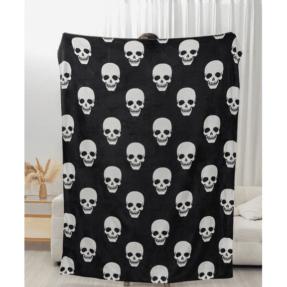 Halloween flannel blanket, horror skull print pattern blanket, happy Halloween gift, suitable for sofa, bed, car, office(50*60IN)
