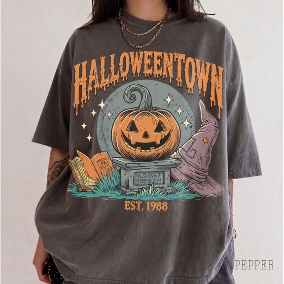Halloweentown t shirt, Halloweentown University t-shirt, Gifts for Halloween, Halloweentown 1998, Halloween t-shirt