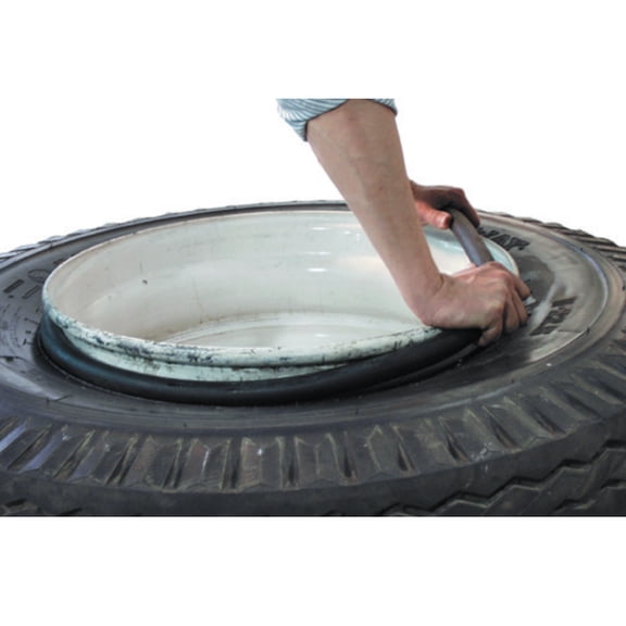 Haltec Radial Tire O-Ring Bead Seater for Truck Tires 16.5 and 17.5 Rims TC-50
