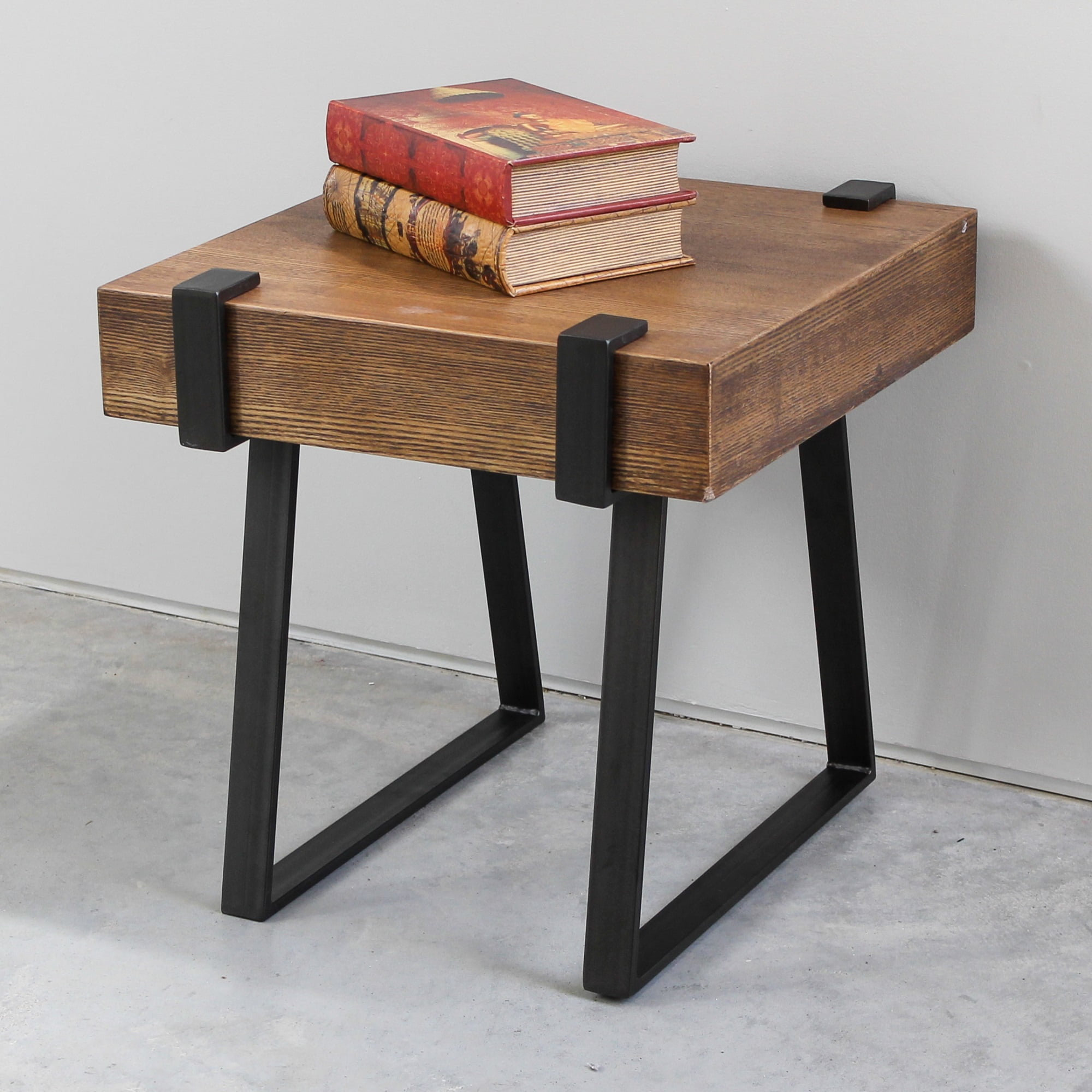 International Caravan Hamburg Contemporary Contemporary MDF/Metal End Table International Caravan Hamburg Contemporary Contemporary MDF/Metal End Table