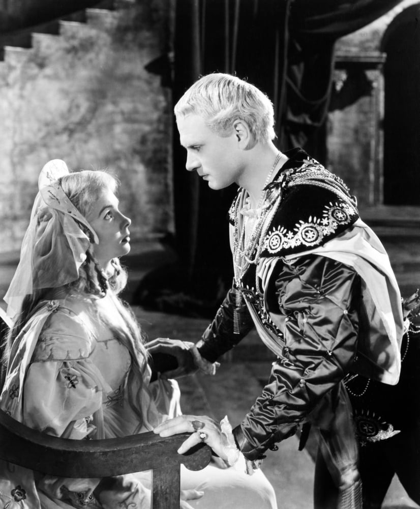 Hamlet Canvas Art - (16 x 20)