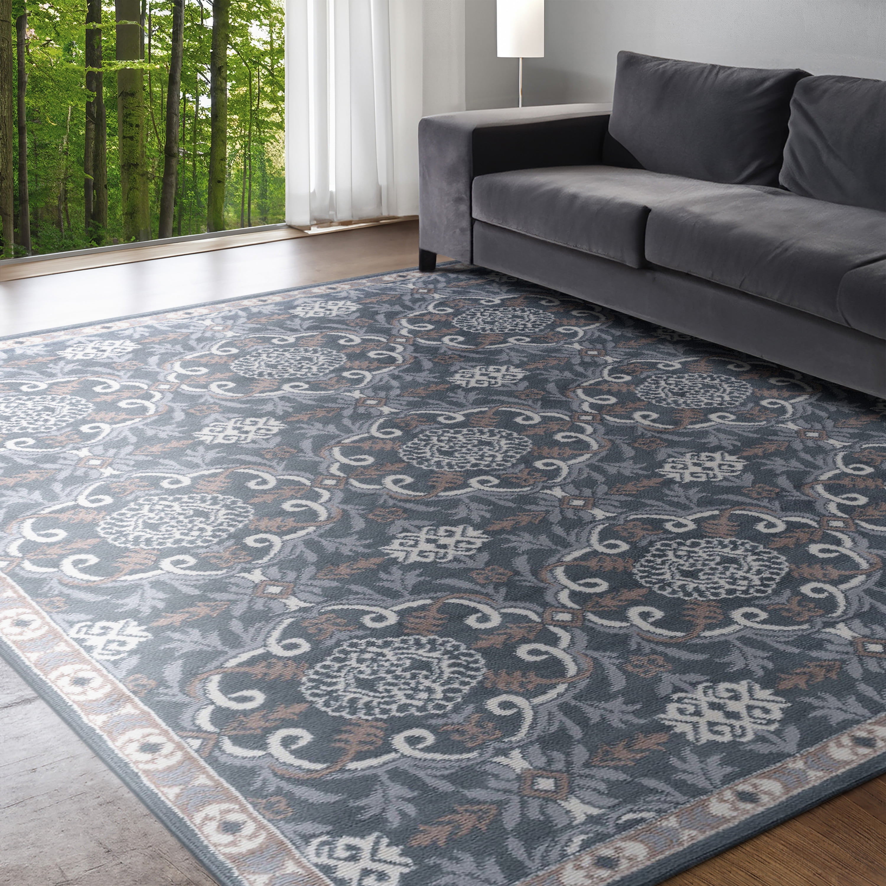Hampton Traditional 4' x 5' Gray and Beige Polypropylene Indoor Area Rug