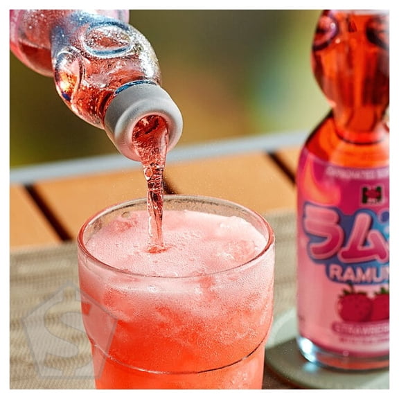 Hana Ramune Strawberry Soda 6.7 fl. oz. - 24/Case