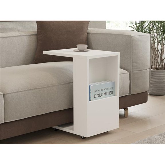 Hanah Home 835PUQ2907 15.75 x 19.69 x 11.81 in. Star Side Table - White