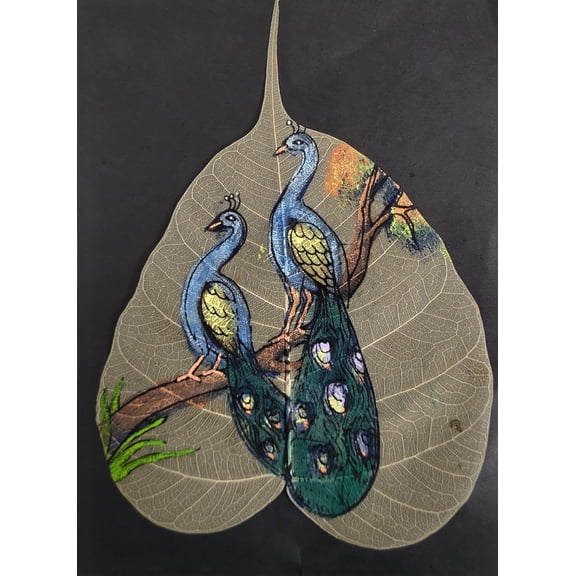 Hand-Painted Peacock Leaf Art- Handmade Indian Leaf Painting - Pipal Leaf Art (9 * 6.5 inch)