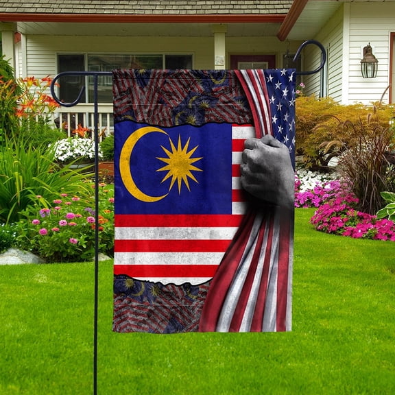 Hand Pulling American Flag Malaysia Malaysian Root Patriot Garden Flag, Double-Sided Decorative Outdoor Flag, Patriotic Polyester Yard Flag 12 x 18 in