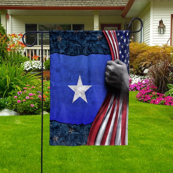 Hand Pulling American Flag Somalia American Flag Somalian Root Patriot Garden Flag, Double-Sided Decorative Outdoor Flag, Patriotic Polyester Yard Flag 11.5 x 17.5 in