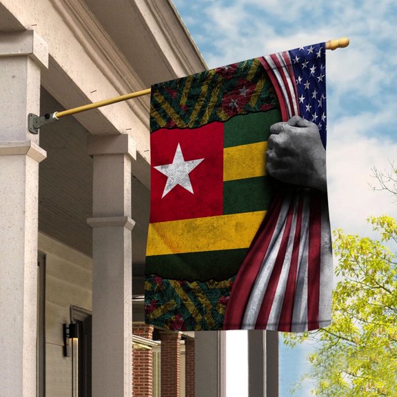 Hand Pulling American Flag Togo American Flag Togolese Root Patriot House Flag, Double-Sided Decorative Outdoor Flag, Patriotic Polyester Yard Flag 29.5 x 39.5 in