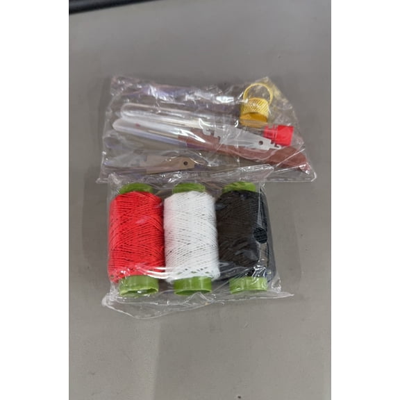 Hand Sewing Tools Kit, Complete Sewing Set for Quilting, Needles and Thread Assortment, Ergonomic Accessories for DIY Sewing and Home Repairs, Portable Case for All Skill Levels