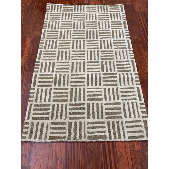 Hand Tufted Rug 3X5FT Beige Color For Living Room Diwali Home Décor Customized Area Rug Ready To Ship