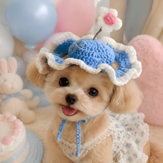 Hand-Woven Pet Knit Hat for Cats and Dogs, Cute Floral Knitted Headband with Elastic Strap, Soft Party Photography Props and Birthday, Lightweight Sun & Wind Protection