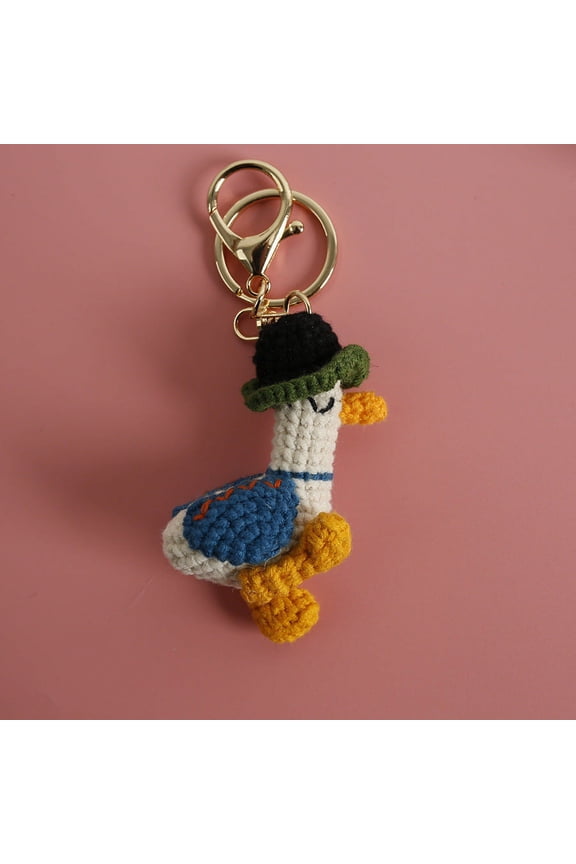 Hand Woven Wool Duck Keychain Adorable Cartoon Animal Design Accessory for Keys and Bags Cute Decoration Handcrafted
