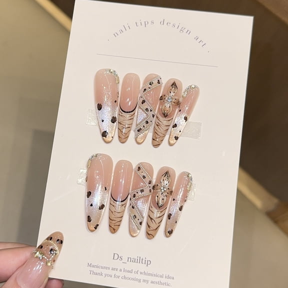 Hand pinch [carved leopard print] ins wind cat eye pure hand-worn nail long white nail patch fake nail
