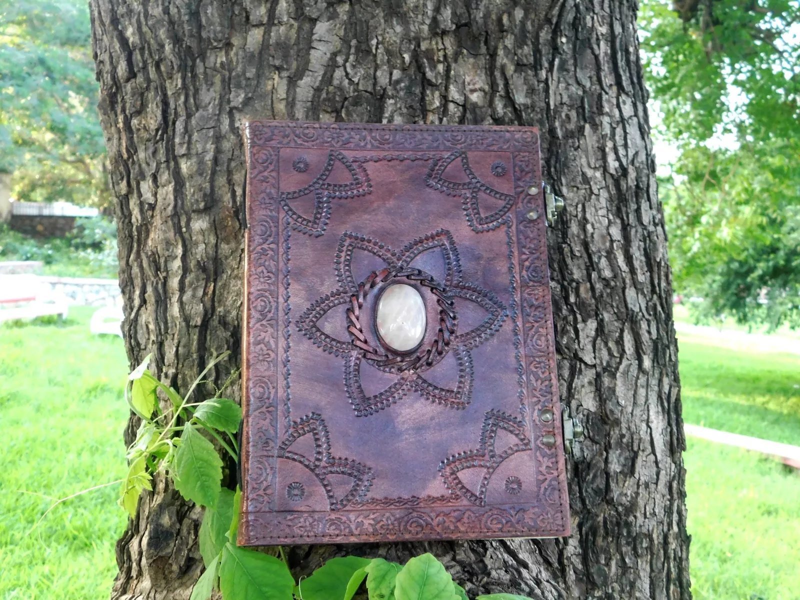 Handcrafted Embossed Design Vintage Leather Bound Journal Diary Rose Quartz Stone Antique Style Notebook For Men & Women Office Stationary Use
