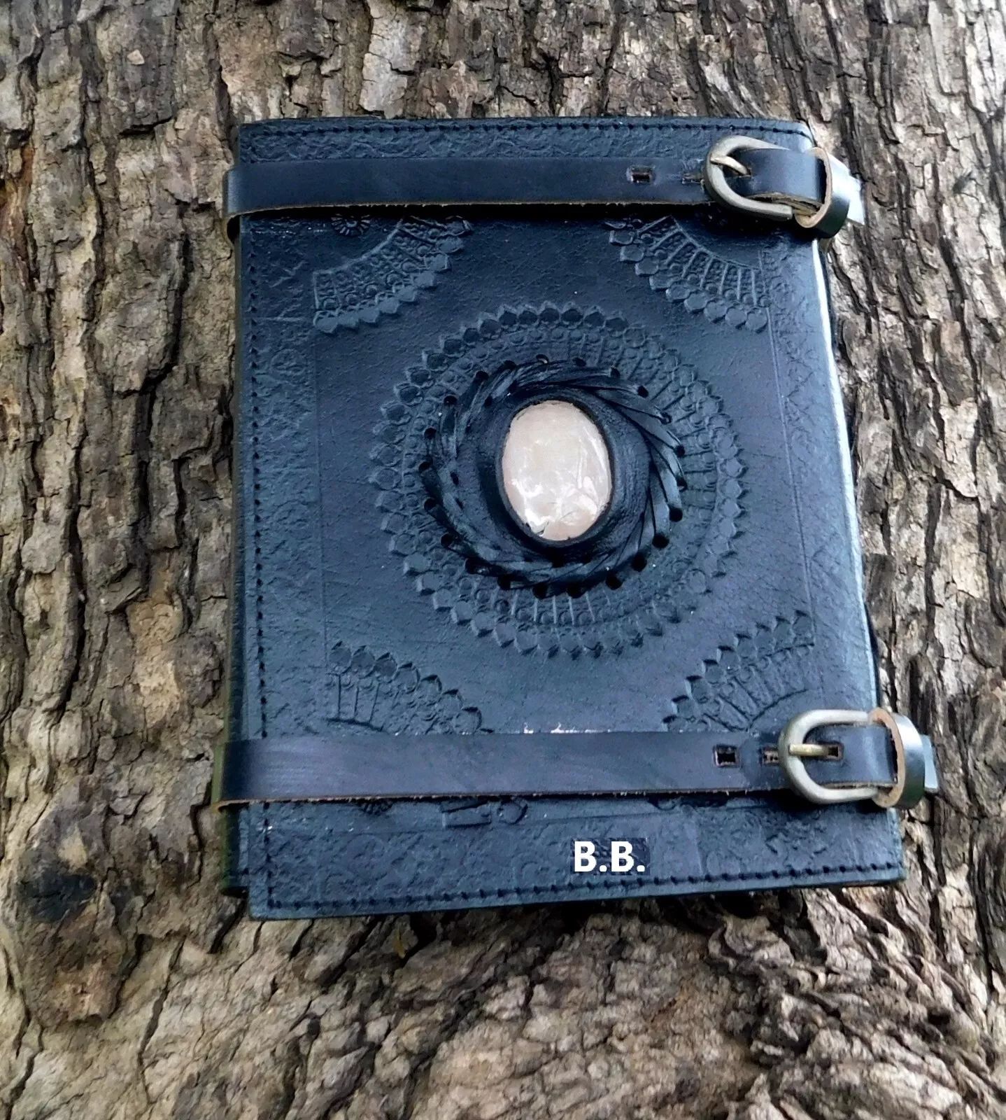 Handcrafted Embossed Design Vintage Leather Bound Journal Diary Rose Quartz Stone Belt Closure Notebook For Men & Women Office Stationary Use