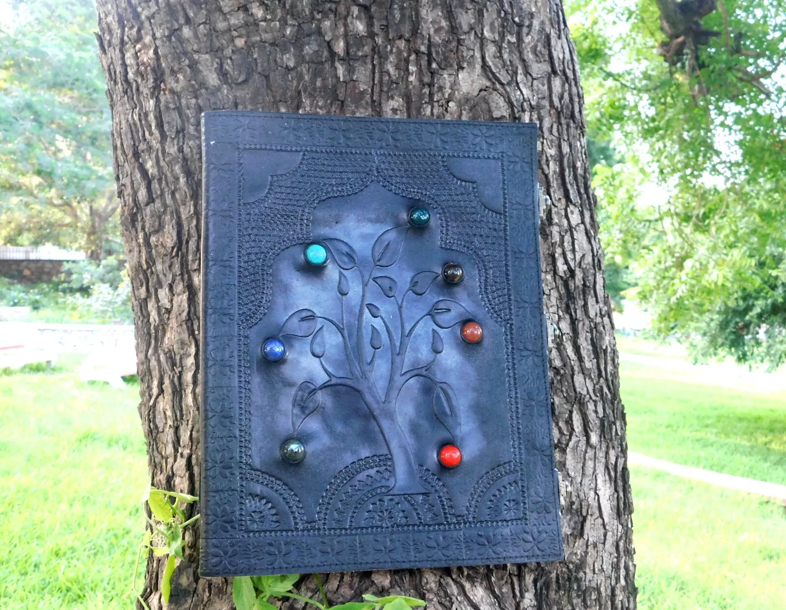 Handcrafted Embossed Tree Of Life Design Vintage Leather Bound Journal Seven Stone Diary Blank Notebook For Men & Women