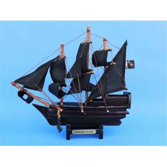 Handcrafted Model Ships QA 7 Blackbeards Queen Annes Revenge 7 in. Decorative Model Pirate Ships