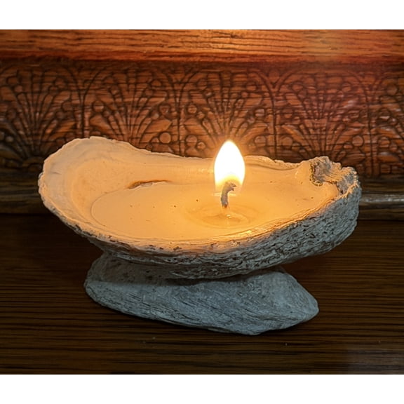 Handcrafted Oyster Shell Candle with Stable Dual-Shell Base, Refillable Coastal Home Decor, Real Oyster Shell, Gift-Ready