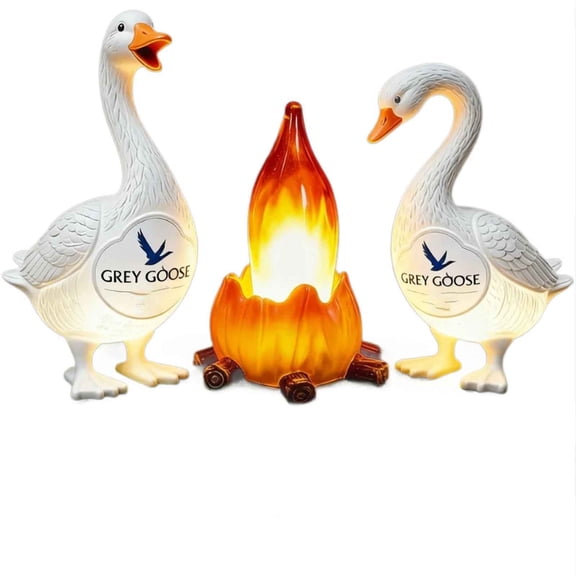 Handcrafted Resin Goose Figurine Wall Lamp, Simulated Animal Night Light Plug In, Decorative Wall Sculpture for Home Interior Decoration