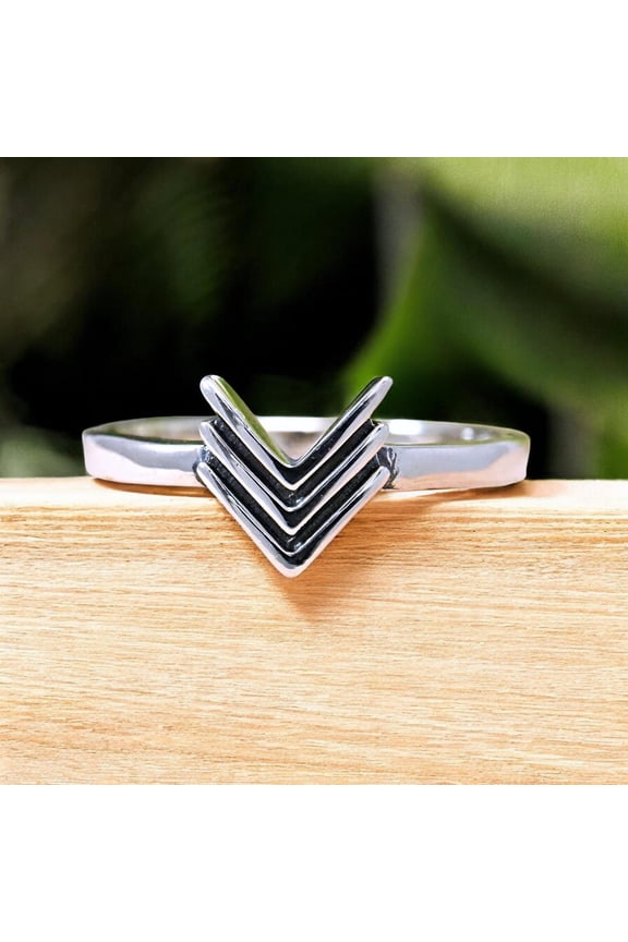 Handcrafted Sterling Silver Arrow Ring – V Shape Stacking Ring for Women, Minimalist Everyday Jewelry