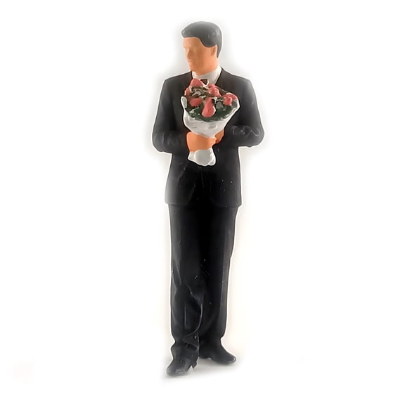 Handcrafted Tiny Wedding Couple Statues 1:64 Scale Resin Decors Miniature Figures Ideal For Projects & Collectors