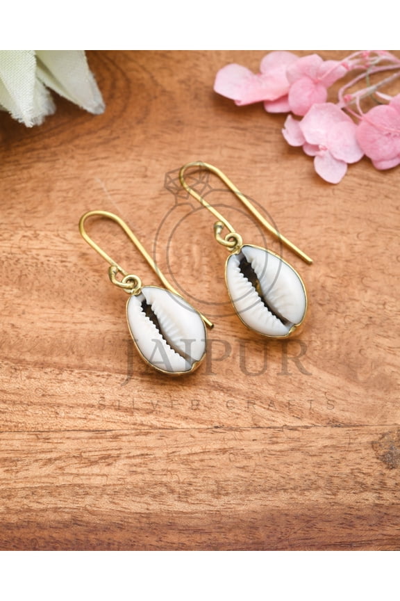 Handmade Brass Earing Natural Cowrie Shell For Woman