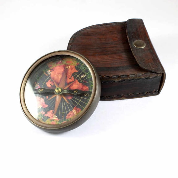 Handmade Brass Polished Nautical Directional Compass Carry Leather Case Marine Pocket Accessory for Anniversary Birthday Alloy