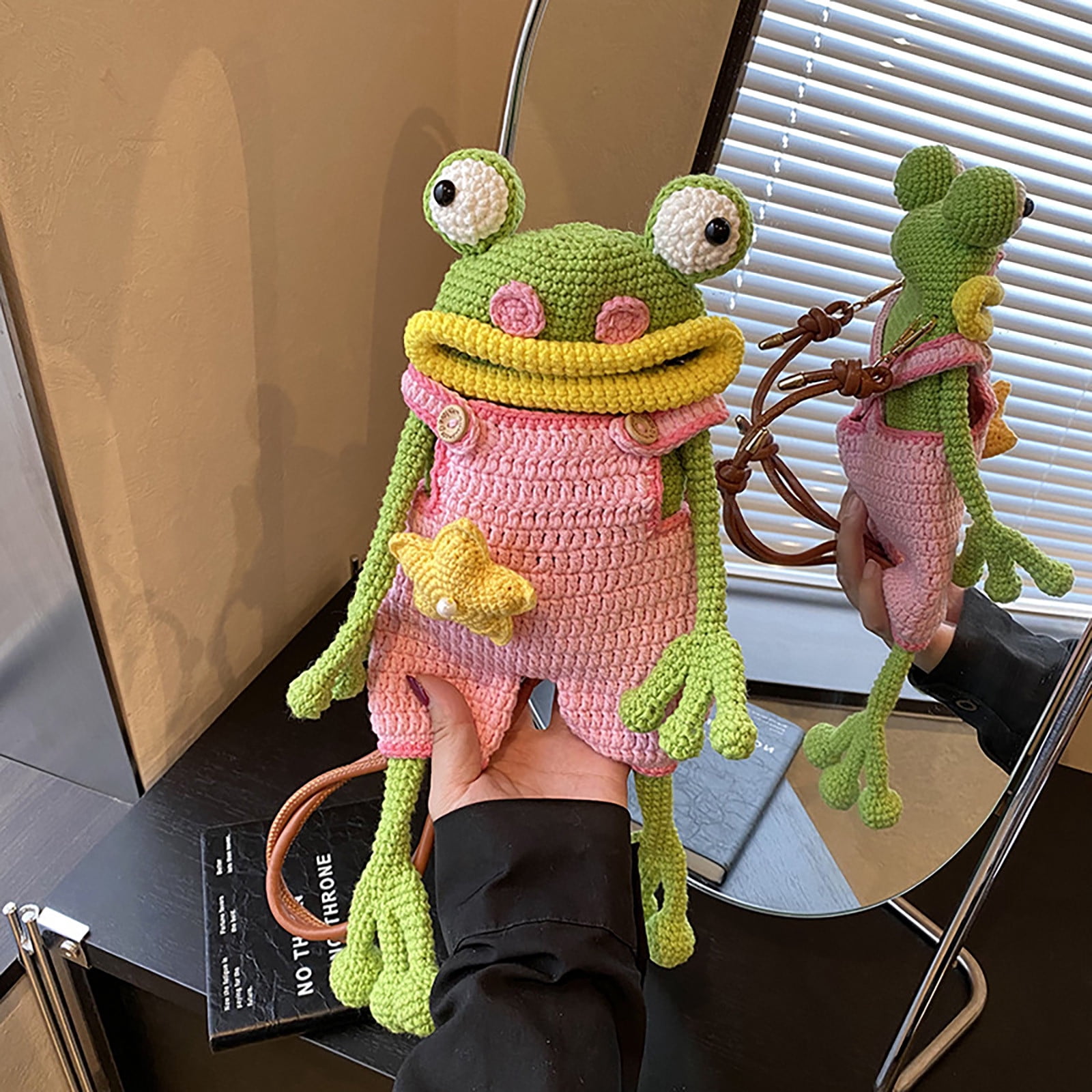 Handmade Crochet Big Mouth Crossbody Bag, Cute Phone Pouch and Shoulder Bag, Trendy Yarn Craft Purse for Women, for Everyday Casual Outfit and Fashion
