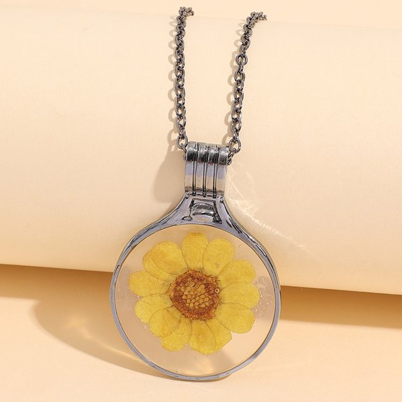Handmade Daisy Necklace Romantic Pressed Flower Jewelry Gift