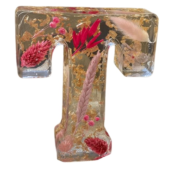 Handmade Dried Flower Resin Letter Night Light, Personalized Initial Alphabet Monogram LED Table Lamp, Floral Pressed Flower Letter Decor Lamp, Warm Glow Decorative Light for Bedroom Living Room