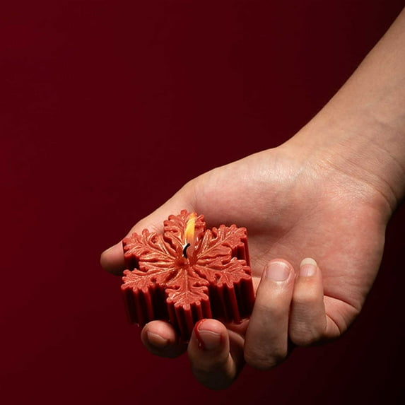 Handmade Snowflake Candles - 2-Pack Soy Wax Christmas Decor with Gift Box, Holiday Table Decorations for Home/Fireplace