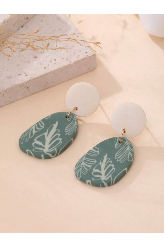 Handmade Soft Clay Green Leaf Pattern Geometric Dangle Earrings Pair