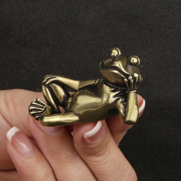 Handmade Solid Brass Frog Tea Pet Ornament Retro Style Copper Sculpture Chinese Gongfu Tea Table Decoration Cultural Gift