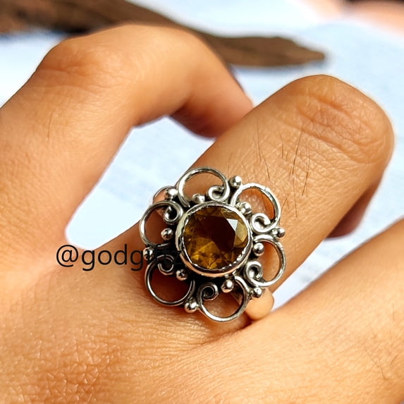 Handmade Sterling Silver Citrine Ring: Round Gemstone Jewelry