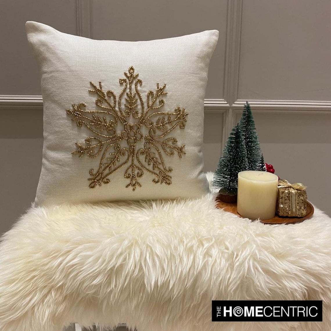Handmade Throw Pillow cover, 22"x22" Gold Linen Cushion Cover, Contemporary Snowflake Beaded Snowflake Pillow Cover For Sofa Couch, Hotels, living Room, Bed Room - Gilded Frost