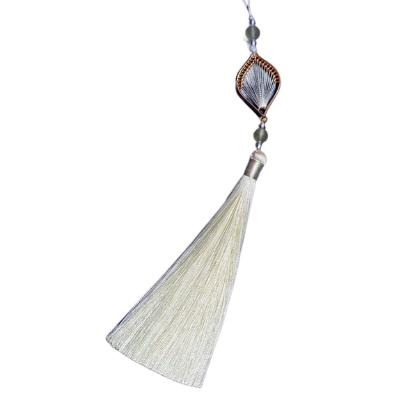 Handmade Traditional Charm Tassels Ornament Stylish Ethnic Tassels Pendant Polyester Texture for Phone Accessories