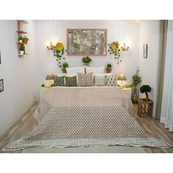 Handmade quilt, block printed floral quilt, boho decorative winter quilt, Indian bedding quilt, throw and blanket for room