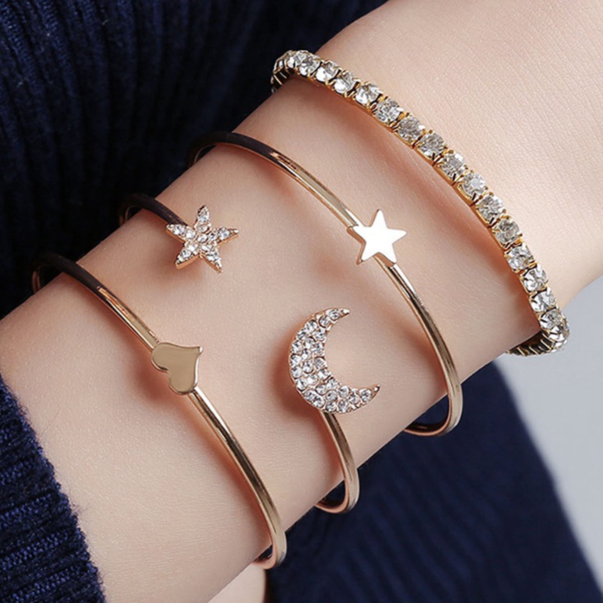Hands DIY 4pcs Multiple Layered Bracelet Set Stackable Bracelets Set Open Cuff Wrap Bangle Assorted Star and Moon Diamond Heart Star Bracelet