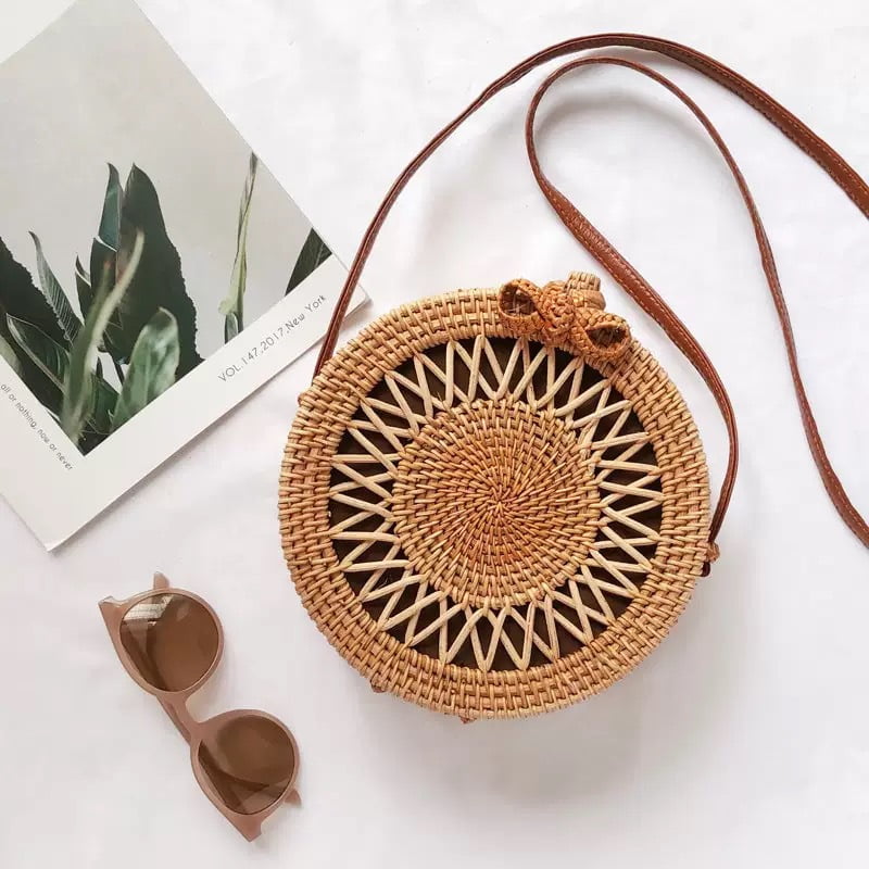 Handwoven Rattan Bag Shoulder with Leather Strap, Women Handmade Wicker Woven Purse, Brown Straw Boho Basket Handbag(7.9x7.9x3.1inches)