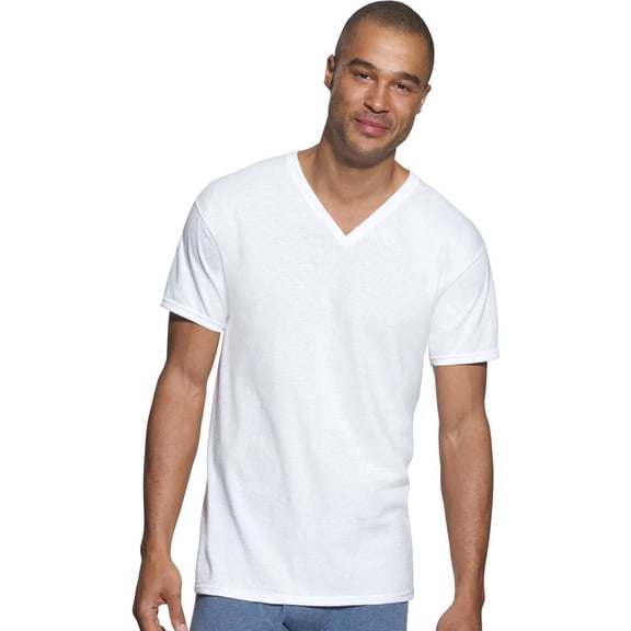 Hanes Classics Men's Traditional Fit V-Neck Undershirt 3-Pack_White_Medium